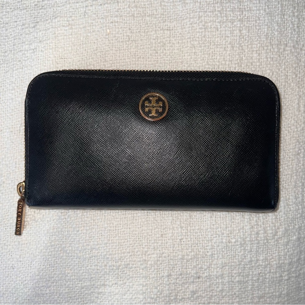 Tory Burch wallet